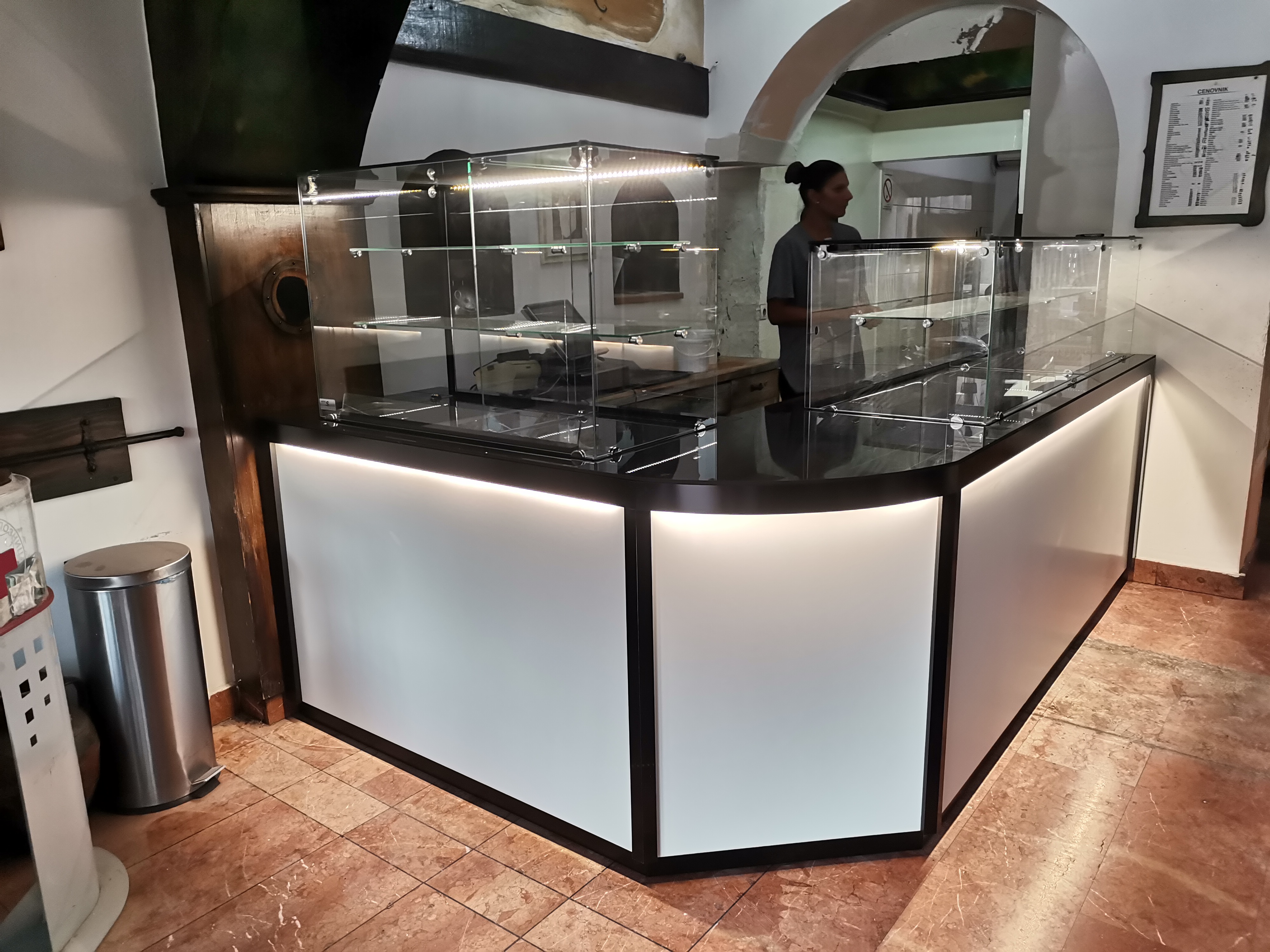rashladna-vitrina